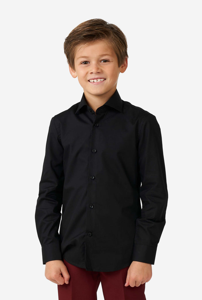 Boy wearing black long sleeve shirt for boys