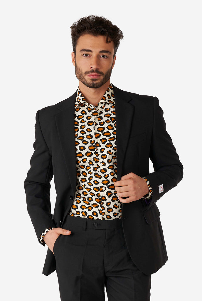 Man wearing dress shirt with Leopard-print