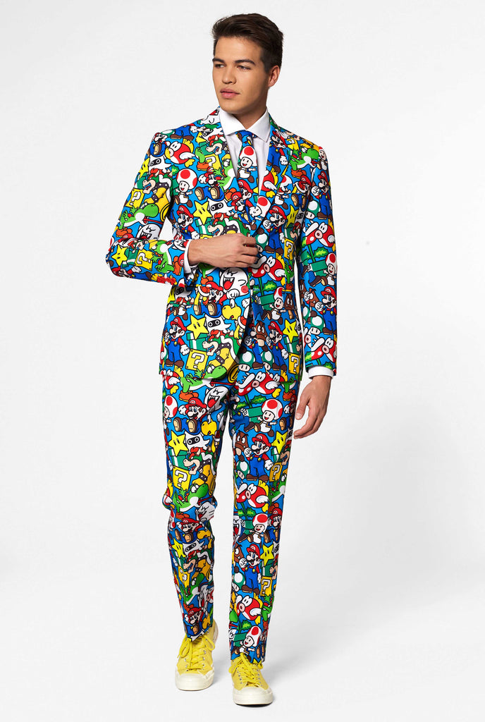 Funny Carnaval gaming men's suit Super Mario worn by man